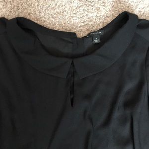 Like new Ann Taylor black Peter Pan blouse - 8
